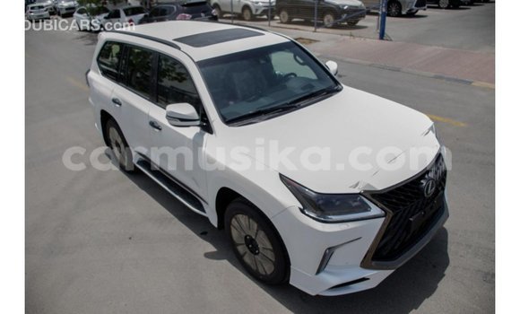 Acheter Import Voiture Lexus LX Blanc à Import - Dubai, Harare Acheter Import Voiture Lexus LX Blanc à Import - Dubai, Harare
