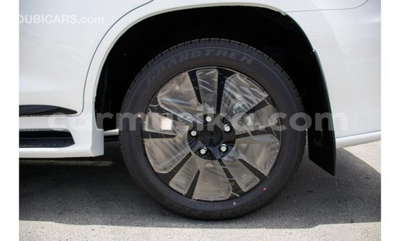 Acheter Import Voiture Lexus LX Blanc à Import - Dubai, Harare Acheter Import Voiture Lexus LX Blanc à Import - Dubai, Harare