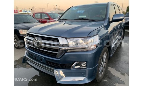 Acheter Import Voiture Toyota Land Cruiser Bleu à Import - Dubai, Harare Acheter Import Voiture Toyota Land Cruiser Bleu à Import - Dubai, Harare