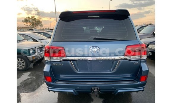 Acheter Import Voiture Toyota Land Cruiser Bleu à Import - Dubai, Harare Acheter Import Voiture Toyota Land Cruiser Bleu à Import - Dubai, Harare