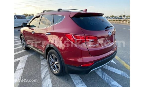 Tenga Imported Hyundai Santa Fe Tsvuku Mota in Import - Dubai in Harare Tenga Imported Hyundai Santa Fe Tsvuku Mota in Import - Dubai in Harare