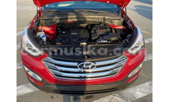 Tenga Imported Hyundai Santa Fe Tsvuku Mota in Import - Dubai in Harare Tenga Imported Hyundai Santa Fe Tsvuku Mota in Import - Dubai in Harare
