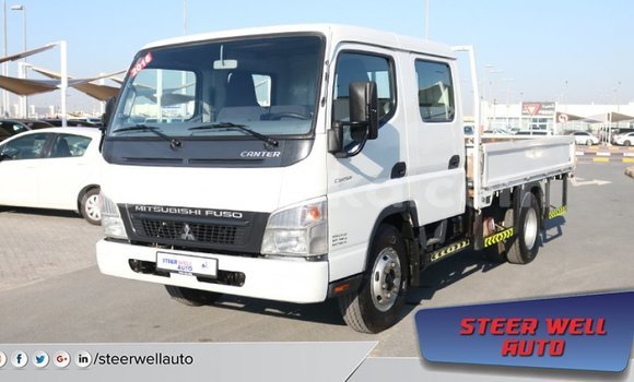 Acheter Import Utilitaire Mitsubishi Canter Blanc à Import - Dubai, Harare Acheter Import Utilitaire Mitsubishi Canter Blanc à Import - Dubai, Harare
