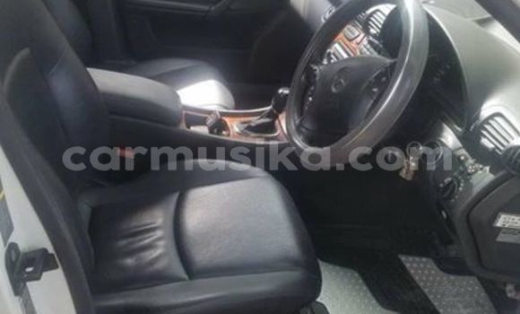 Buy Used Mercedes‒Benz C-klasse White Car in Harare in Harare Buy Used Mercedes‒Benz C-klasse White Car in Harare in Harare