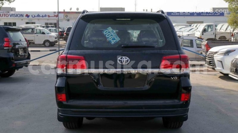 Big with watermark toyota land cruiser harare import dubai 12303