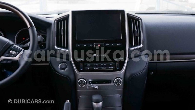 Big with watermark toyota land cruiser harare import dubai 12303