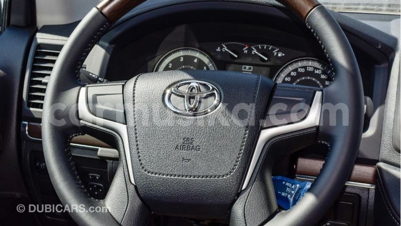 Big with watermark toyota land cruiser harare import dubai 12305