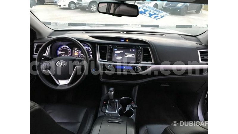 Big with watermark toyota highlander harare import dubai 12312