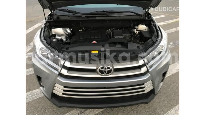 Big with watermark toyota highlander harare import dubai 12312