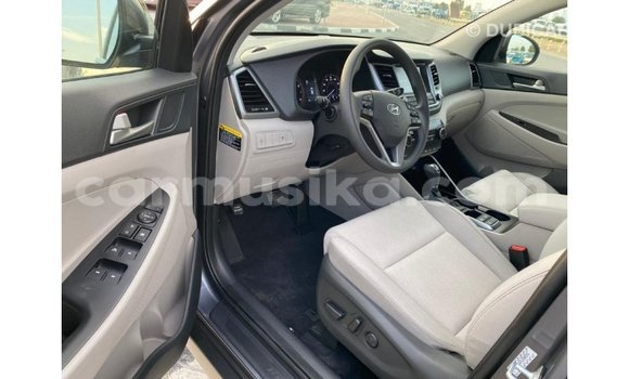 Tenga Imported Hyundai Tucson Chena Mota in Import - Dubai in Harare Tenga Imported Hyundai Tucson Chena Mota in Import - Dubai in Harare