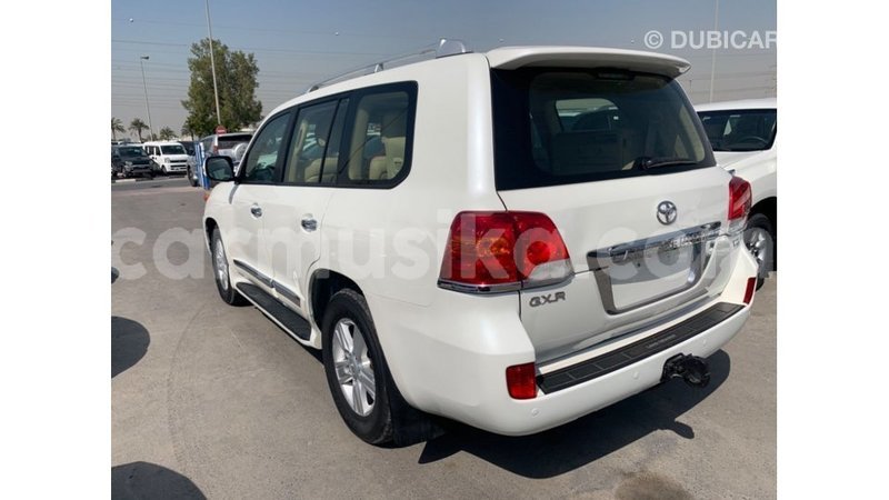 Big with watermark toyota land cruiser harare import dubai 12320