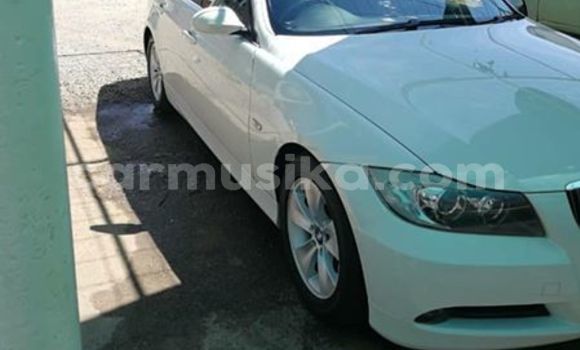 Tenga Tsaru BMW 3–Series Chena Mota in Bulawayo in Bulawayo Tenga Tsaru BMW 3–Series Chena Mota in Bulawayo in Bulawayo