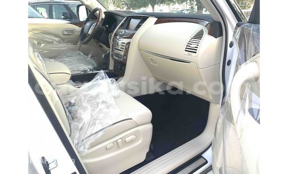 Acheter Import Voiture Infiniti Q Blanc à Import - Dubai, Harare Acheter Import Voiture Infiniti Q Blanc à Import - Dubai, Harare