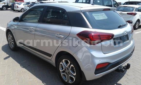 Tenga Tsaru Hyundai i20 Sirivha Mota in Harare in Harare Tenga Tsaru Hyundai i20 Sirivha Mota in Harare in Harare