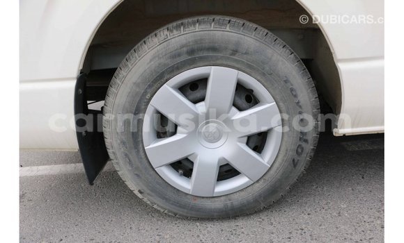 Acheter Import Voiture Toyota Hiace Blanc à Import - Dubai, Harare Acheter Import Voiture Toyota Hiace Blanc à Import - Dubai, Harare