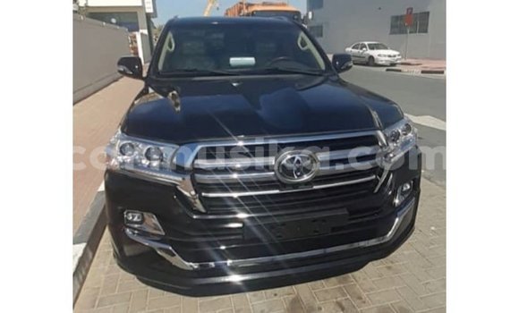 Acheter Import Voiture Toyota Land Cruiser Noir à Import - Dubai, Harare Acheter Import Voiture Toyota Land Cruiser Noir à Import - Dubai, Harare