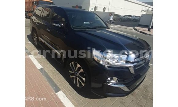 Acheter Import Voiture Toyota Land Cruiser Noir à Import - Dubai, Harare Acheter Import Voiture Toyota Land Cruiser Noir à Import - Dubai, Harare