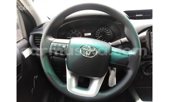 Tenga Imported Toyota Hilux Chena Mota in Import - Dubai in Harare Tenga Imported Toyota Hilux Chena Mota in Import - Dubai in Harare