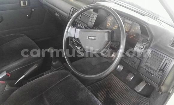 Acheter Occasion Voiture Mazda 323 Blanc à Harare, Harare Acheter Occasion Voiture Mazda 323 Blanc à Harare, Harare