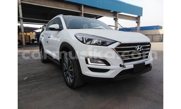 Tenga Imported Hyundai Tucson Chena Mota in Import - Dubai in Harare Tenga Imported Hyundai Tucson Chena Mota in Import - Dubai in Harare