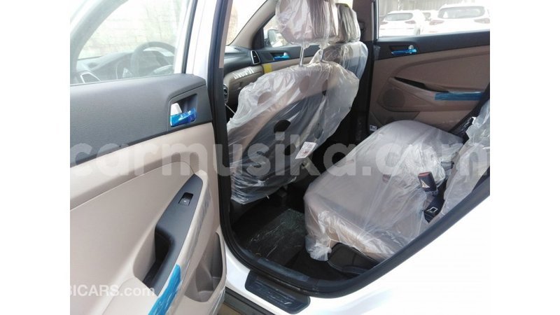 Big with watermark hyundai tucson harare import dubai 12394