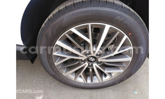 Tenga Imported Hyundai Tucson Chena Mota in Import - Dubai in Harare Tenga Imported Hyundai Tucson Chena Mota in Import - Dubai in Harare