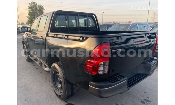 Acheter Import Voiture Toyota Hilux Noir à Import - Dubai, Harare Acheter Import Voiture Toyota Hilux Noir à Import - Dubai, Harare
