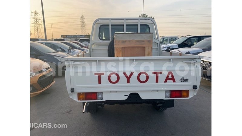 Big with watermark toyota land cruiser harare import dubai 12413