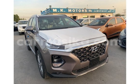 Tenga Imported Hyundai Santa Fe Bhurawuni Mota in Import - Dubai in Harare Tenga Imported Hyundai Santa Fe Bhurawuni Mota in Import - Dubai in Harare