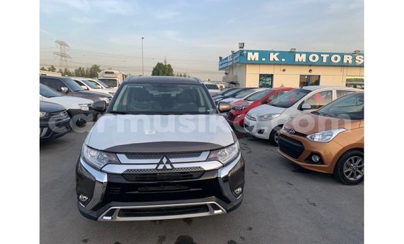 Tenga Imported Mitsubishi Outlander Bhurawuni Mota in Import - Dubai in Harare Tenga Imported Mitsubishi Outlander Bhurawuni Mota in Import - Dubai in Harare