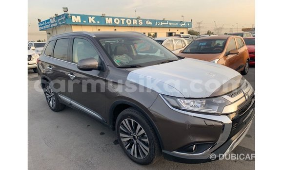 Tenga Imported Mitsubishi Outlander Bhurawuni Mota in Import - Dubai in Harare Tenga Imported Mitsubishi Outlander Bhurawuni Mota in Import - Dubai in Harare