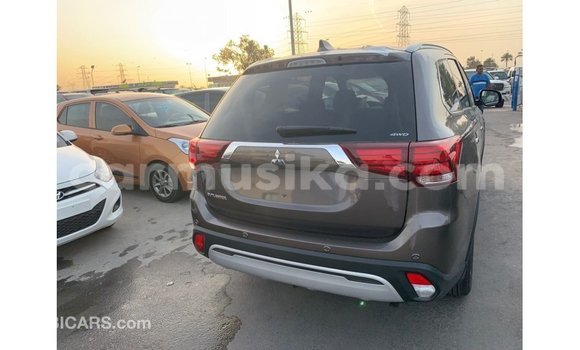 Tenga Imported Mitsubishi Outlander Bhurawuni Mota in Import - Dubai in Harare Tenga Imported Mitsubishi Outlander Bhurawuni Mota in Import - Dubai in Harare