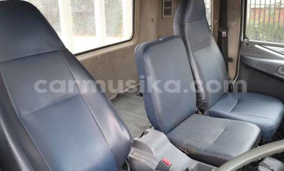 Acheter Occasion Utilitaire Mitsubishi Fuso Blanc à Beitbridge, Matabeleland South Acheter Occasion Utilitaire Mitsubishi Fuso Blanc à Beitbridge, Matabeleland South