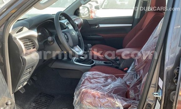 Nunua Imported Toyota Hilux Nyingine Gari ndani ya Import - Dubai nchini Harare Nunua Imported Toyota Hilux Nyingine Gari ndani ya Import - Dubai nchini Harare