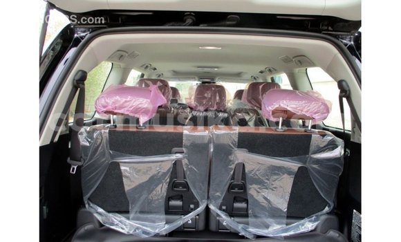 Acheter Import Voiture Toyota Land Cruiser Noir à Import - Dubai, Harare Acheter Import Voiture Toyota Land Cruiser Noir à Import - Dubai, Harare