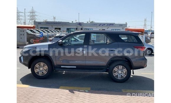 Acheter Import Voiture Toyota Fortuner Autre à Import - Dubai, Harare Acheter Import Voiture Toyota Fortuner Autre à Import - Dubai, Harare