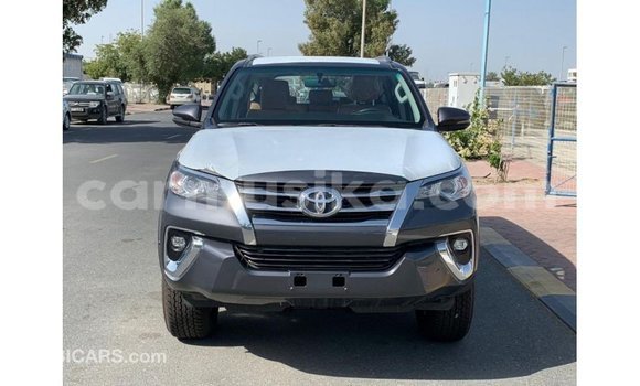 Acheter Import Voiture Toyota Fortuner Autre à Import - Dubai, Harare Acheter Import Voiture Toyota Fortuner Autre à Import - Dubai, Harare
