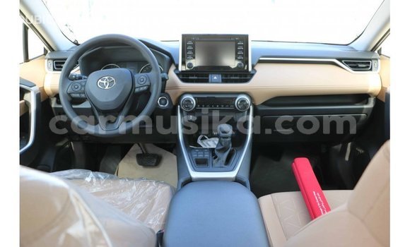 Acheter Import Utilitaire Toyota HiAce Blanc à Import - Dubai, Harare Acheter Import Utilitaire Toyota HiAce Blanc à Import - Dubai, Harare