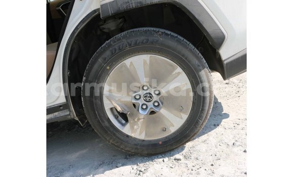Acheter Import Utilitaire Toyota HiAce Blanc à Import - Dubai, Harare Acheter Import Utilitaire Toyota HiAce Blanc à Import - Dubai, Harare