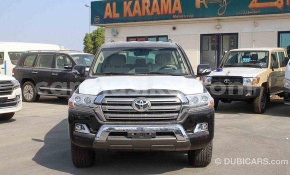 Acheter Import Voiture Toyota Land Cruiser Noir à Import - Dubai, Harare Acheter Import Voiture Toyota Land Cruiser Noir à Import - Dubai, Harare