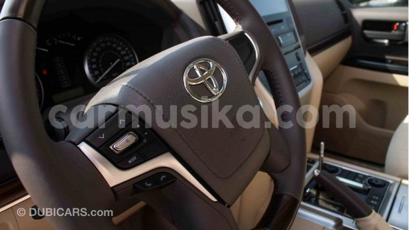 Big with watermark toyota land cruiser harare import dubai 12448