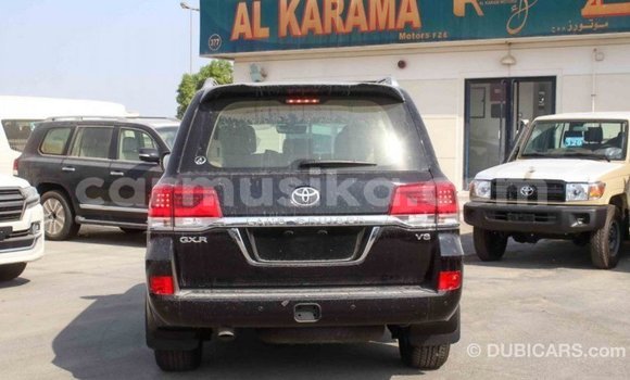 Acheter Import Voiture Toyota Land Cruiser Noir à Import - Dubai, Harare Acheter Import Voiture Toyota Land Cruiser Noir à Import - Dubai, Harare