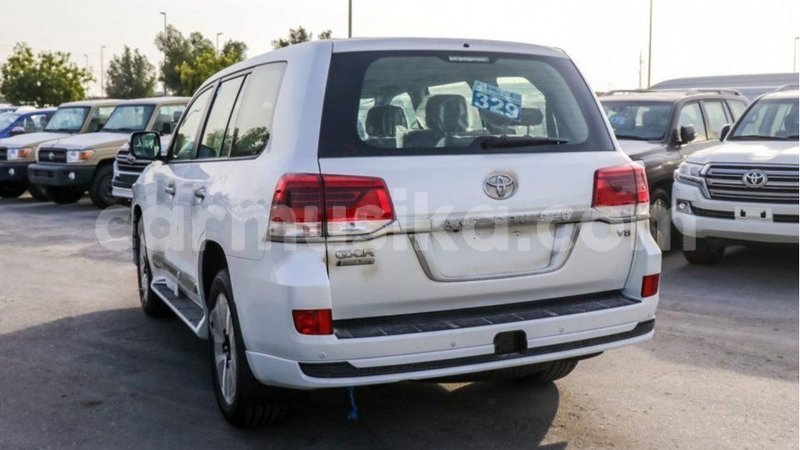 Big with watermark toyota land cruiser harare import dubai 12449