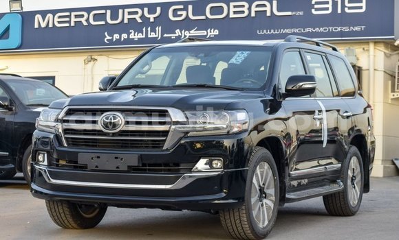Acheter Import Voiture Toyota Land Cruiser Noir à Import - Dubai, Harare Acheter Import Voiture Toyota Land Cruiser Noir à Import - Dubai, Harare