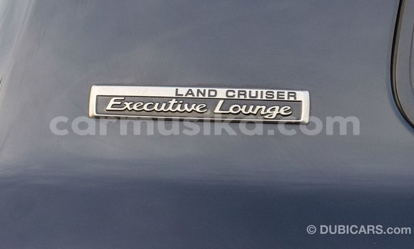 Acheter Import Voiture Toyota Land Cruiser Noir à Import - Dubai, Harare Acheter Import Voiture Toyota Land Cruiser Noir à Import - Dubai, Harare