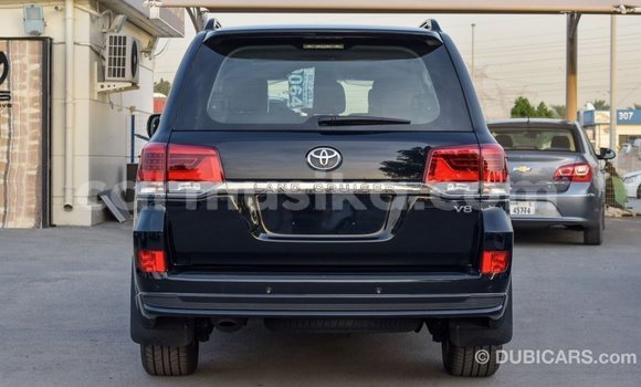 Acheter Import Voiture Toyota Land Cruiser Noir à Import - Dubai, Harare Acheter Import Voiture Toyota Land Cruiser Noir à Import - Dubai, Harare