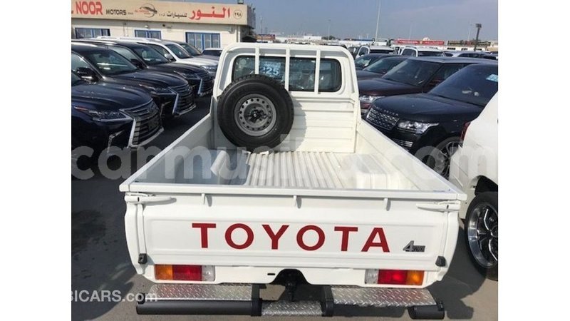 Big with watermark toyota land cruiser harare import dubai 12462