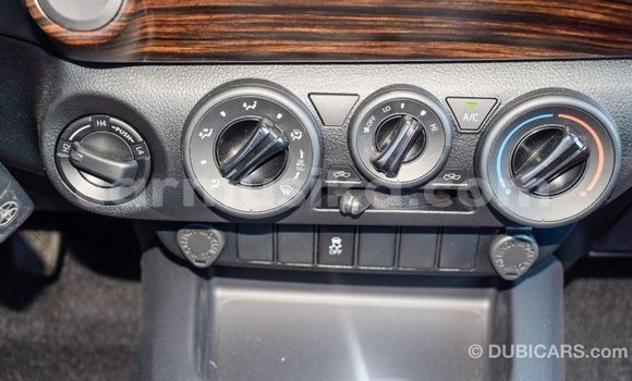 Tenga Imported Toyota Hilux Chena Mota in Import - Dubai in Harare Tenga Imported Toyota Hilux Chena Mota in Import - Dubai in Harare