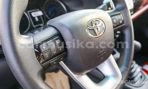 Buy Import Toyota Hilux White Car in Import - Dubai in Harare Buy Import Toyota Hilux White Car in Import - Dubai in Harare