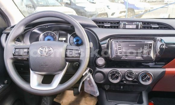 Buy Import Toyota Hilux White Car in Import - Dubai in Harare Buy Import Toyota Hilux White Car in Import - Dubai in Harare